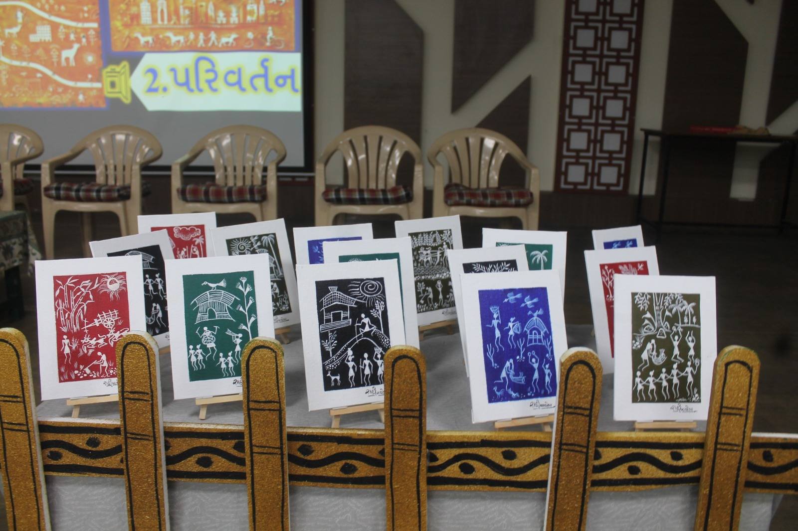 Warli Painting Workshop organizes (PU)